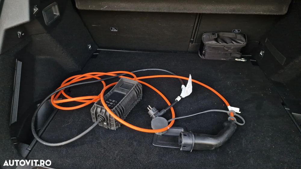 DS Automobiles DS 7 Crossback DS7 Crosback 1.6 PHeV AWD 300 EAT8 Rivoli - 35