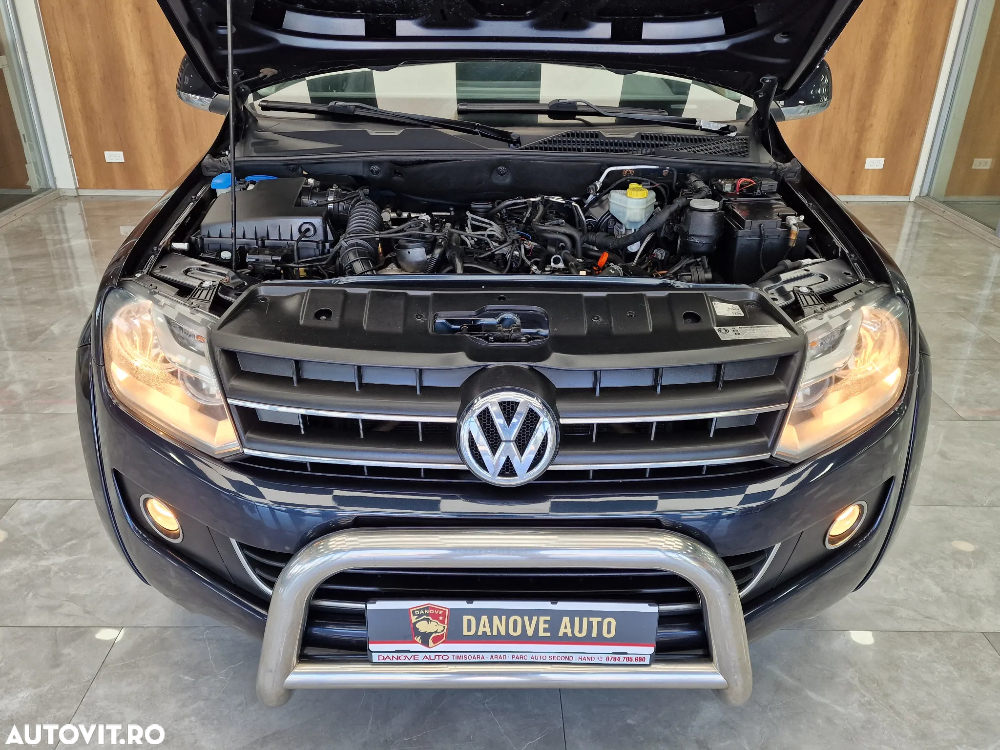 Volkswagen Amarok - 25