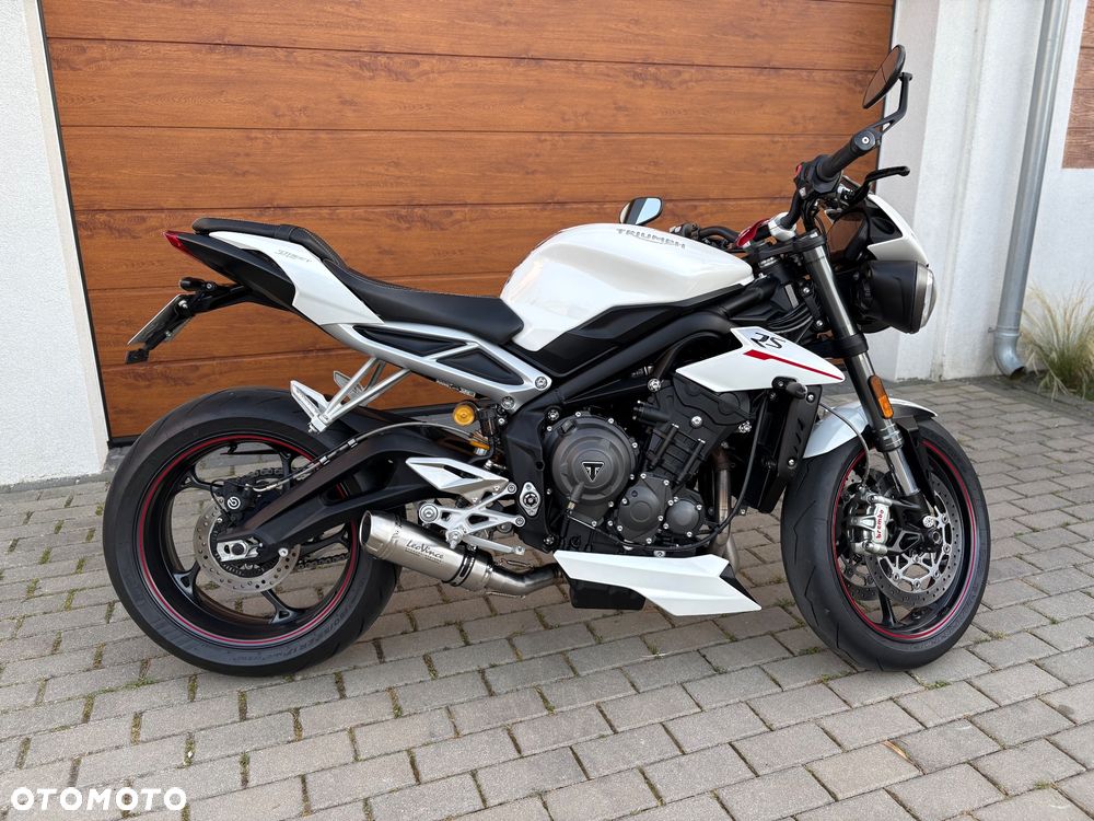 Triumph Street Triple - 2