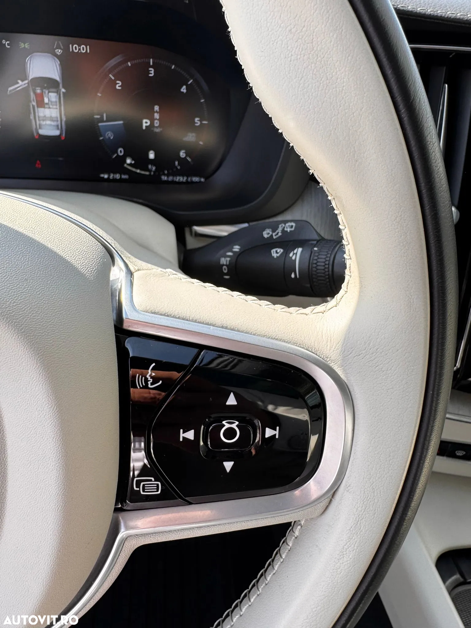 Volvo XC 60 B5 MHEV AT8 AWD Inscription - 17
