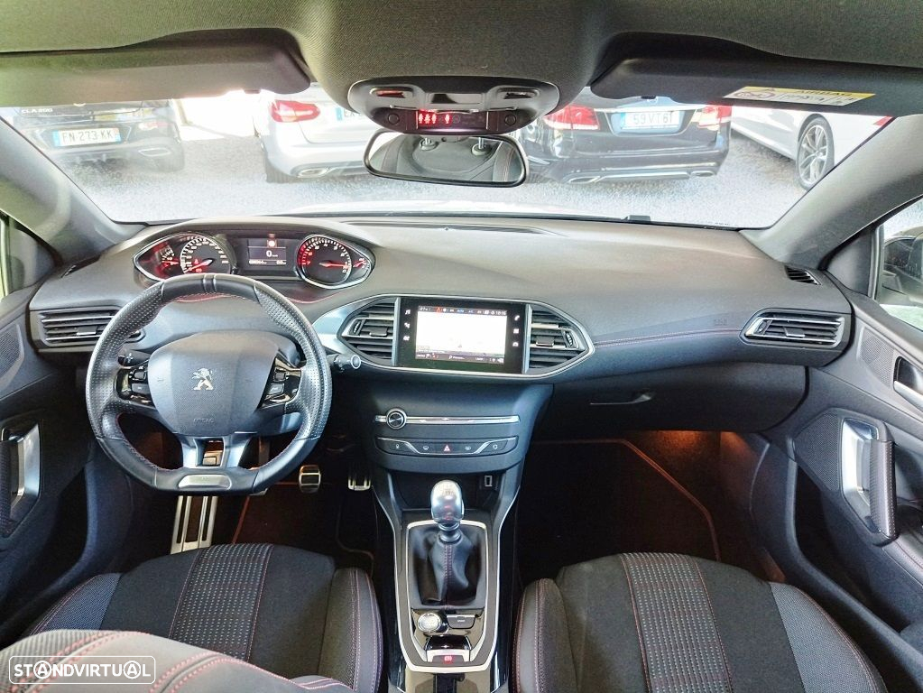 Peugeot 308 1.2 PureTech GT Line - 42