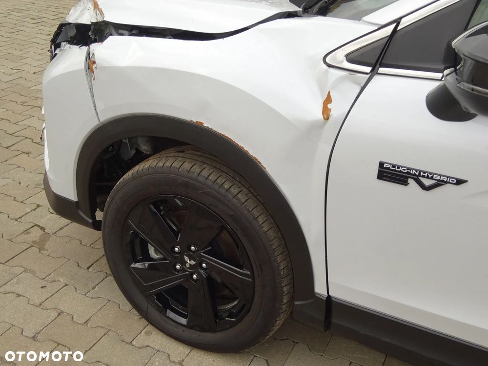 Mitsubishi Eclipse Cross Plug-In Hybrid 4WD Select Black - 38