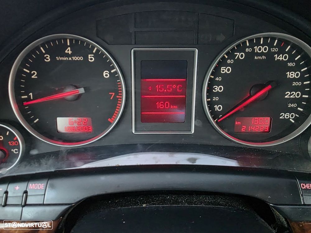 Audi A4 1.6 Exclusive - 23