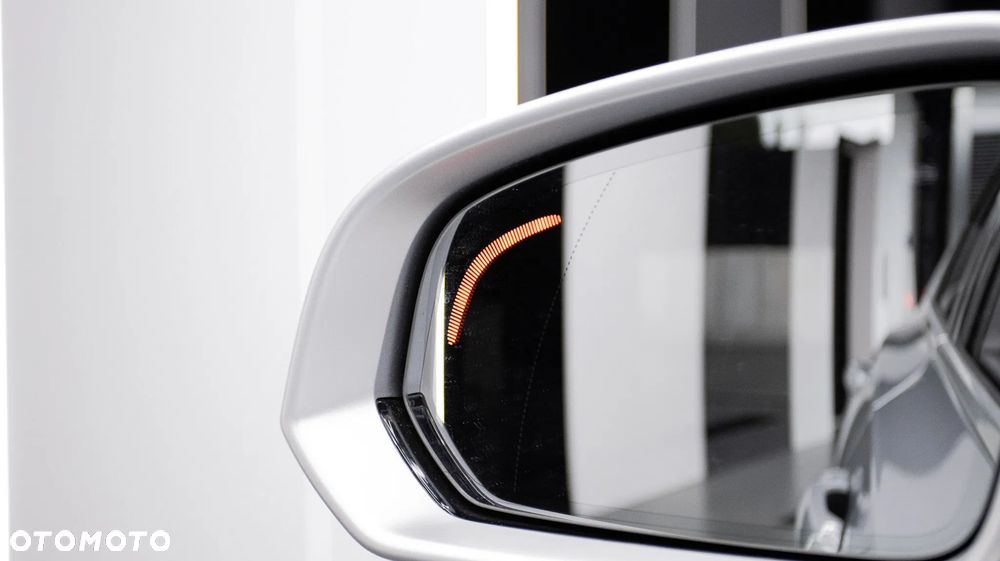 Volvo S90 B4 B R-Design - 9