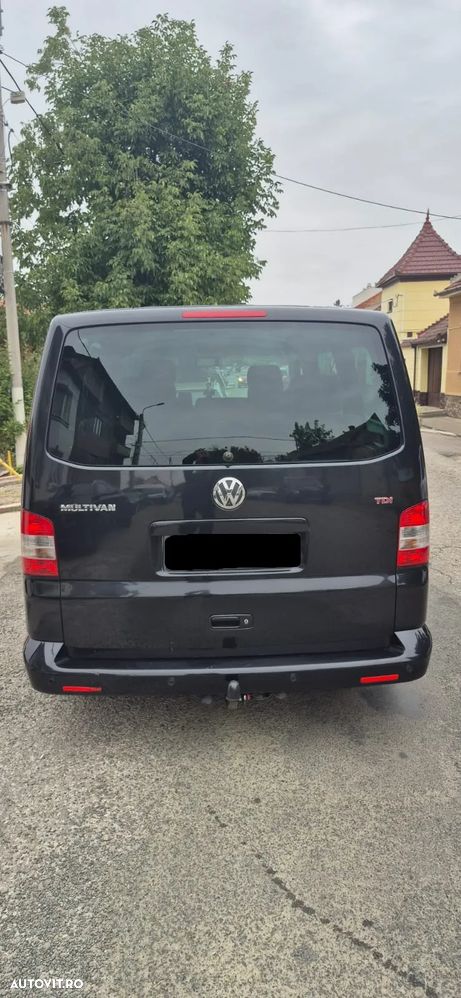 Volkswagen Multivan - 17