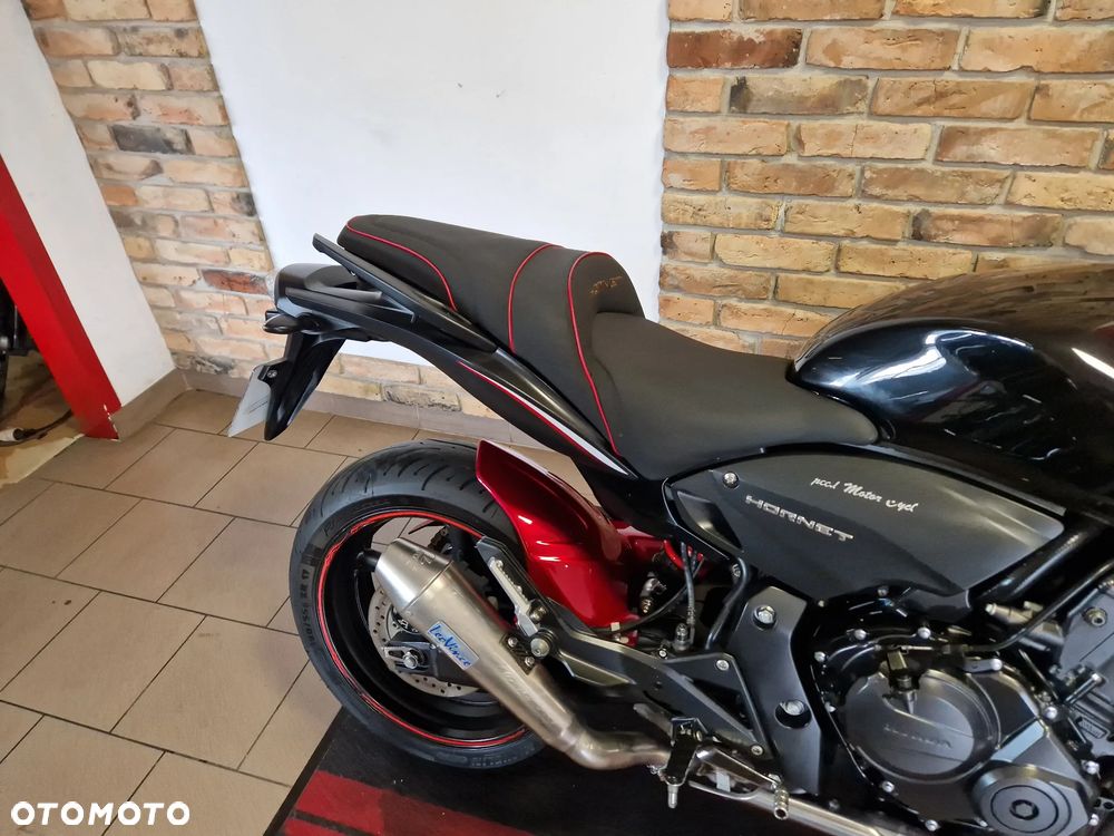 Honda Hornet - 25