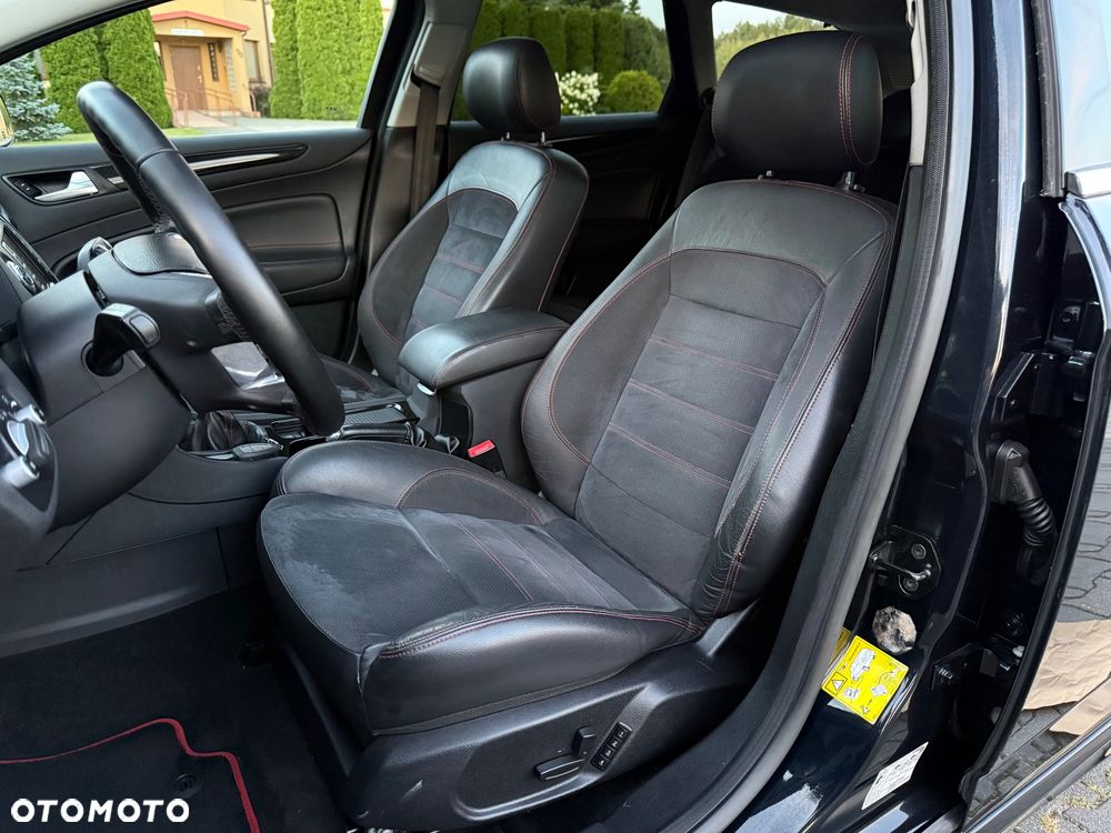 Ford Mondeo 2.2 TDCi Titanium S - 24