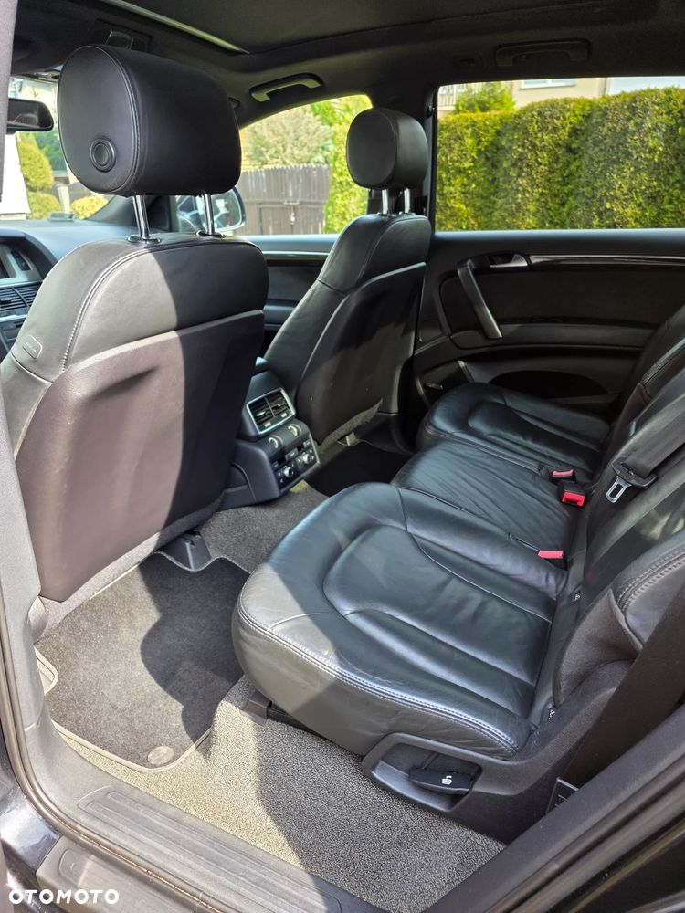 Audi Q7 - 7