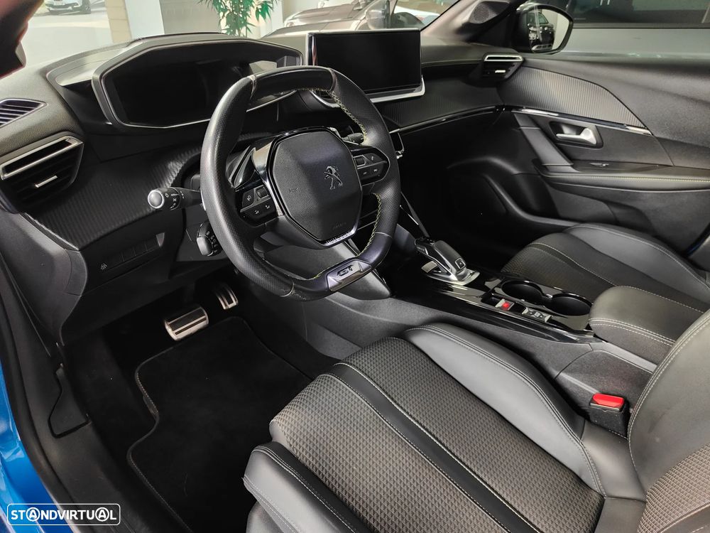Peugeot 208 1.2 PureTech GT Line EAT8 - 26