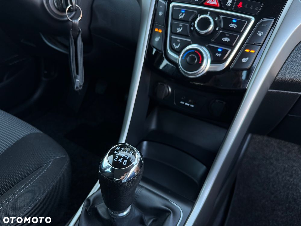 Hyundai i30 - 15