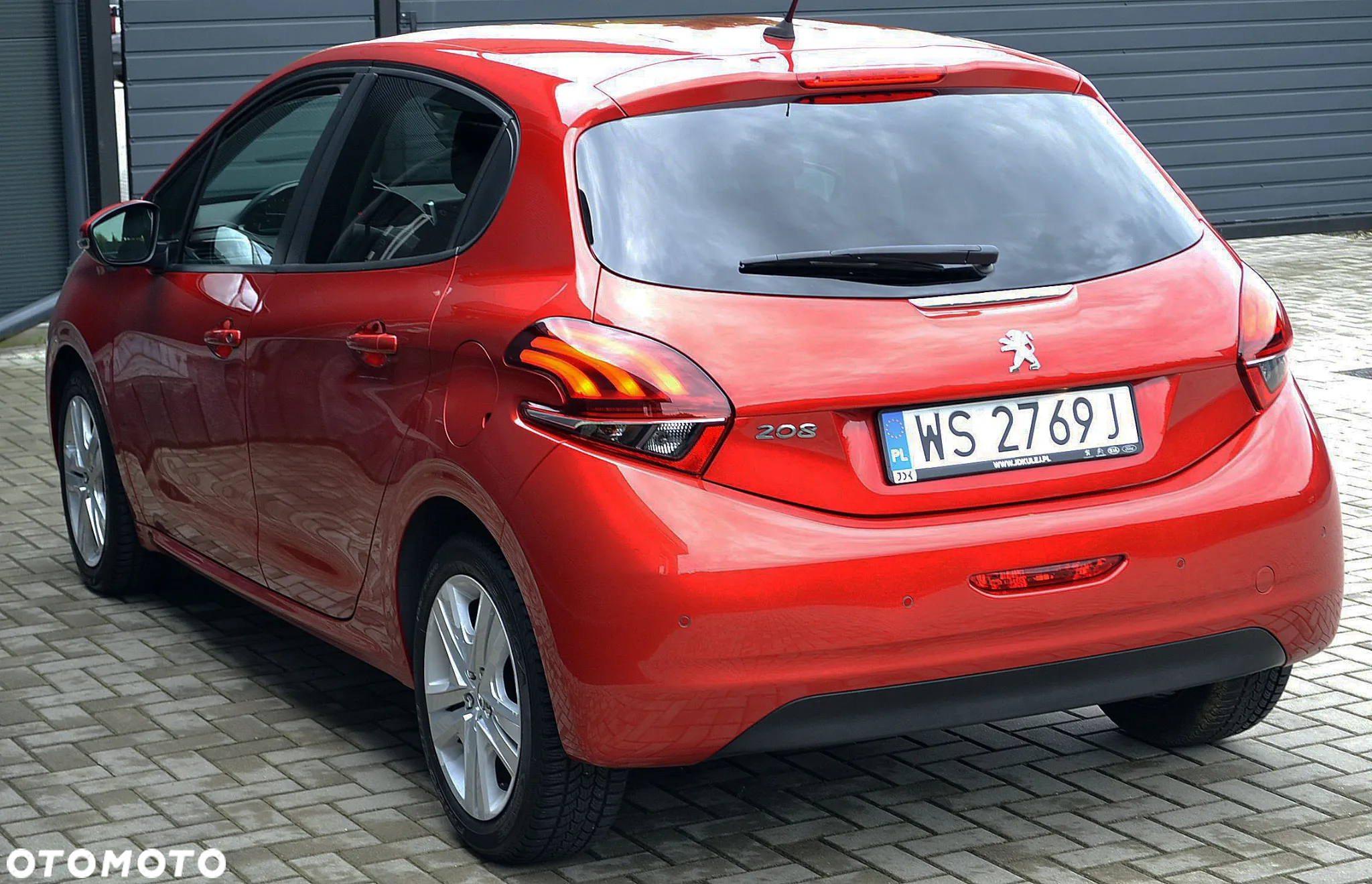 Peugeot 208 - 7