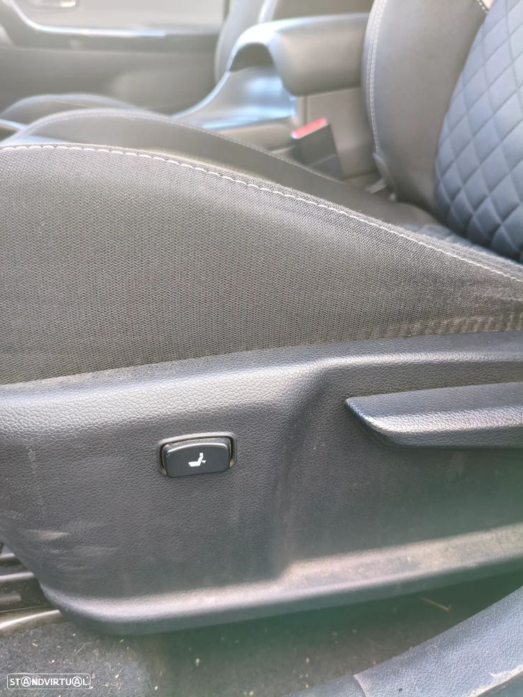 Kia Ceed SW 1.6 CRDi GT Line 7DCT - 12