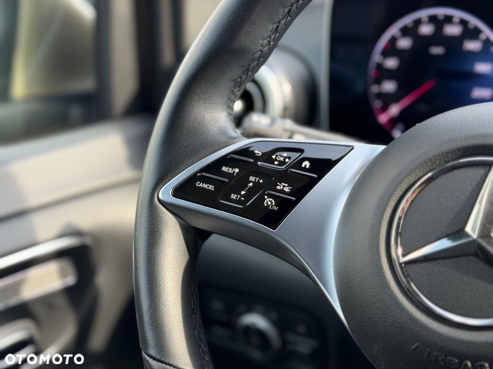 Mercedes-Benz Klasa V 300 d 4-Matic 9G-Tronic Avantgarde (d³ugi) - 32