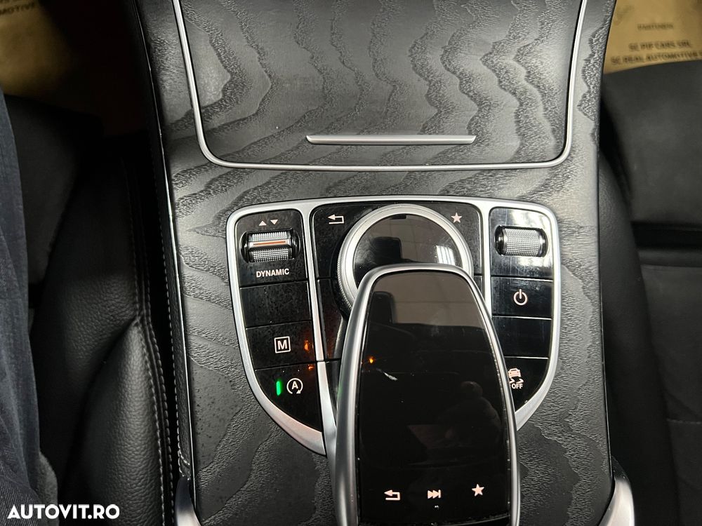 Mercedes-Benz GLC 250 d 4MATIC 9G-TRONIC AMG Line - 31