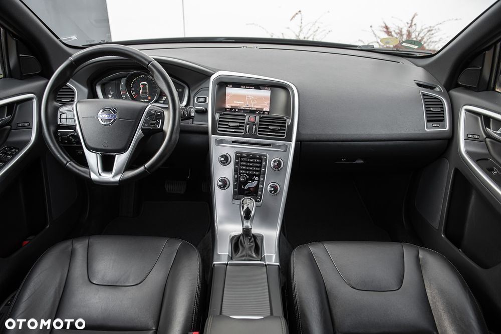 Volvo XC 60 - 30