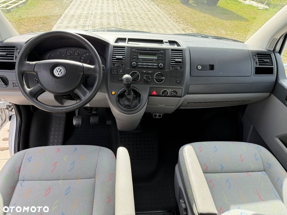 Volkswagen T5 - 12