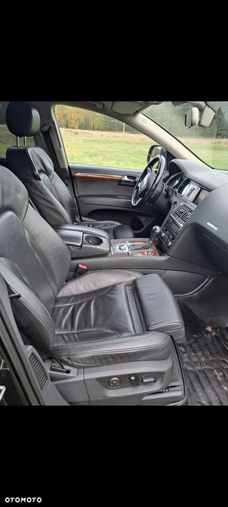 Audi Q7 - 6