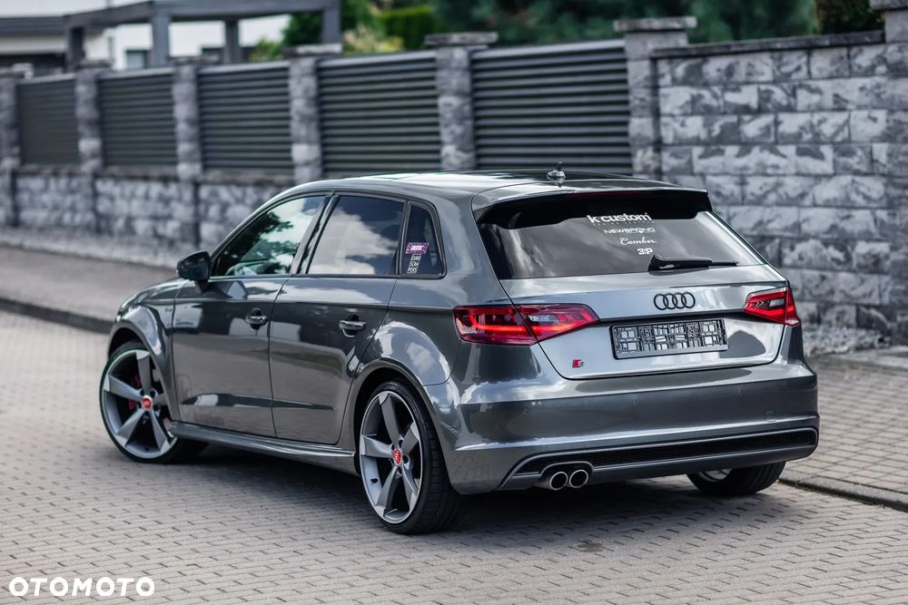 Audi A3 Sportback 2.0 TDI (clean diesel) quattro S tronic S line Sportpaket - 6