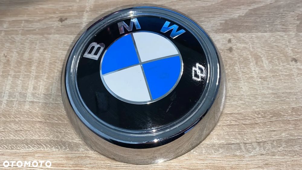 ZNACZEK EMBLEMAT LOGO KLAPY BAGAŻNIKA TYŁ TYLNY BMW X3 F25 7364375 - 1