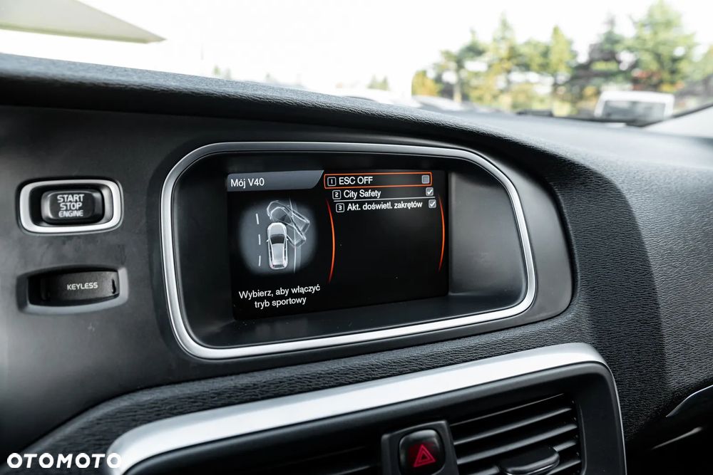 Volvo V40 Cross Country T5 AWD Geartronic Summum - 35