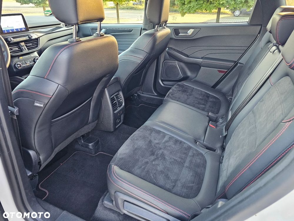 Ford Kuga - 14