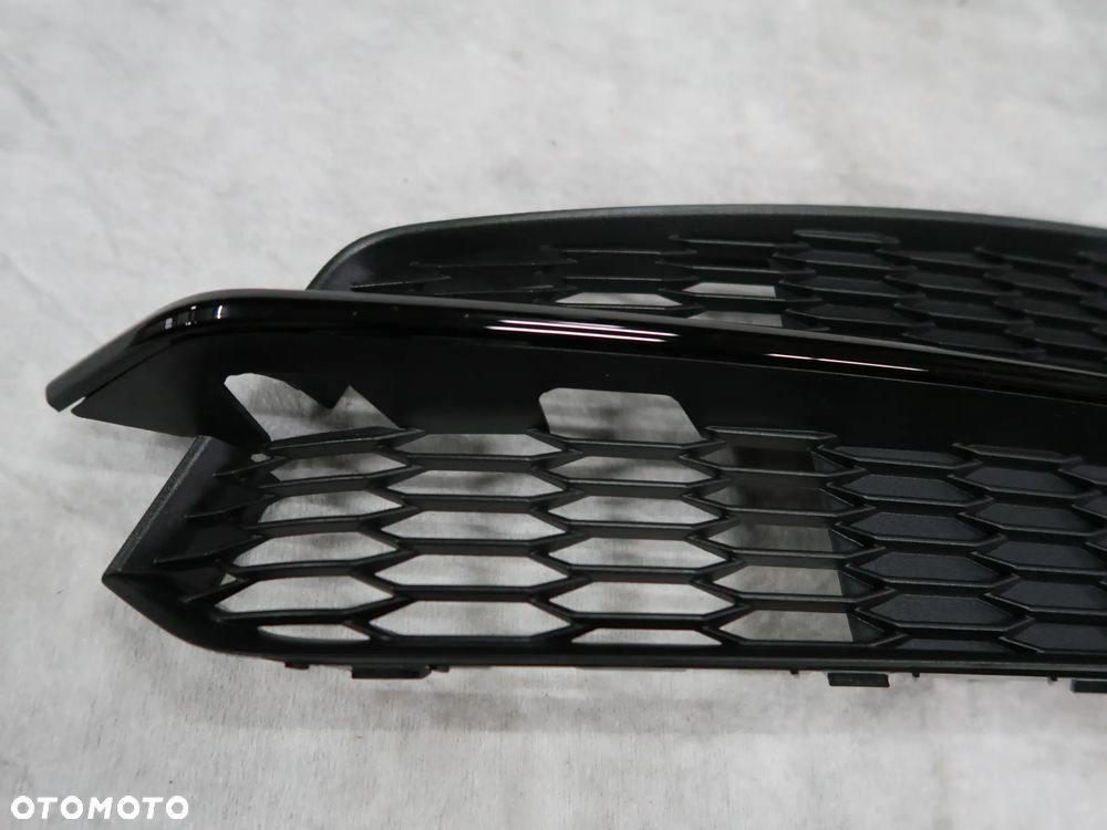 Kratka Boczna zderzaka Audi A6 4G0807681AF LH - 2