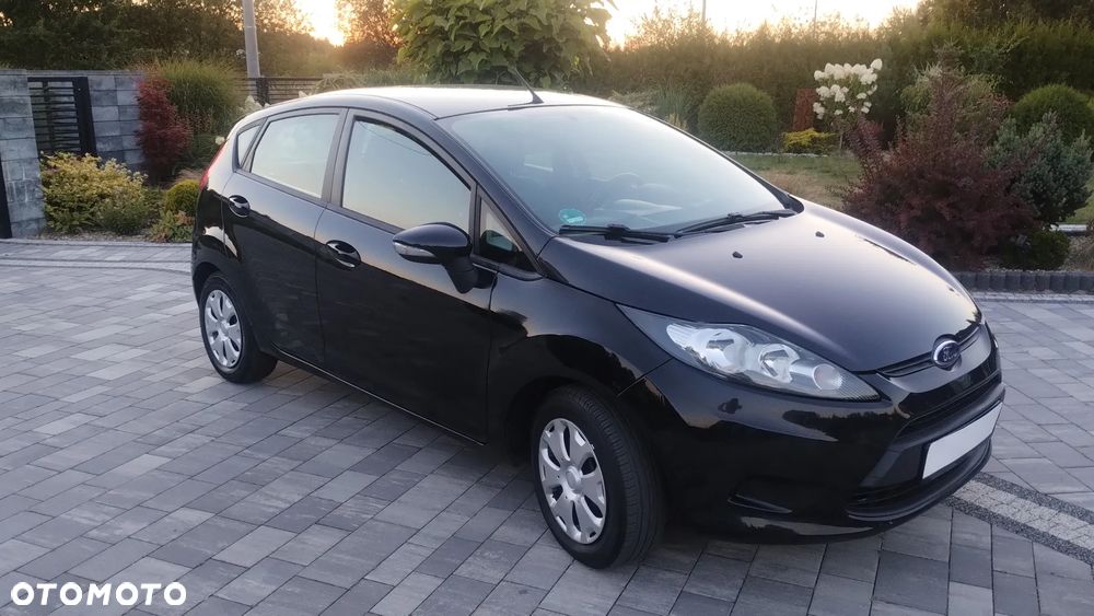 Ford Fiesta 1.25 Champions Edition - 3