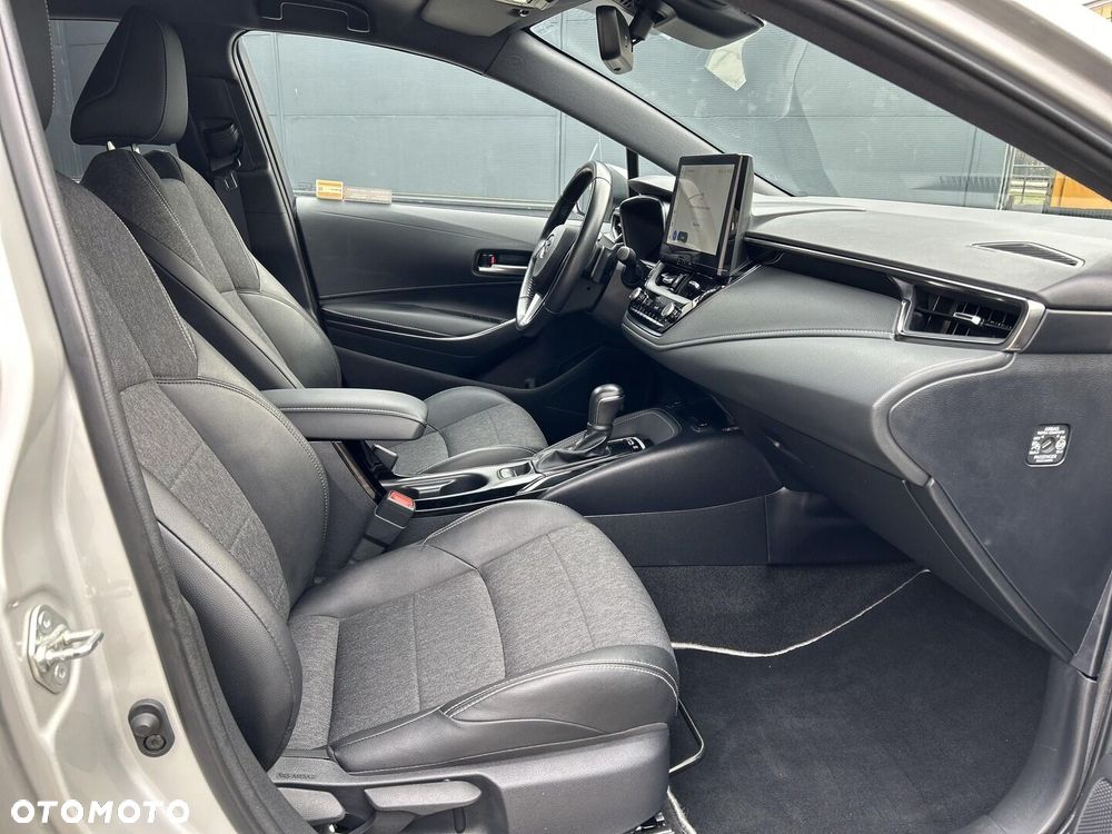 Toyota Corolla 2.0 Hybrid Style - 10