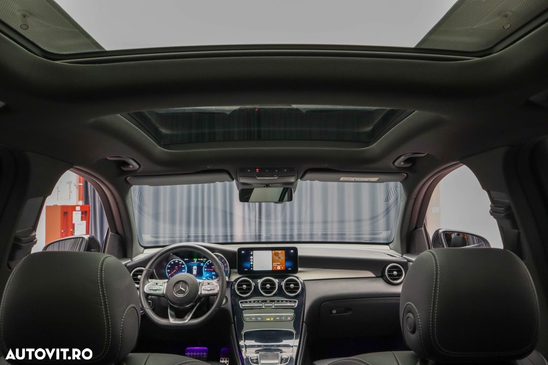 Mercedes-Benz GLC 300 e 4Matic 9G-TRONIC AMG Line Plus - 8