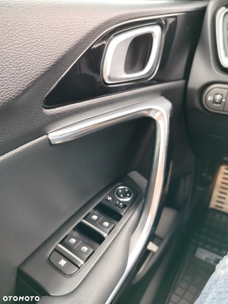 Kia Ceed 1.6 CRDi SCR L Business Line DCT - 6