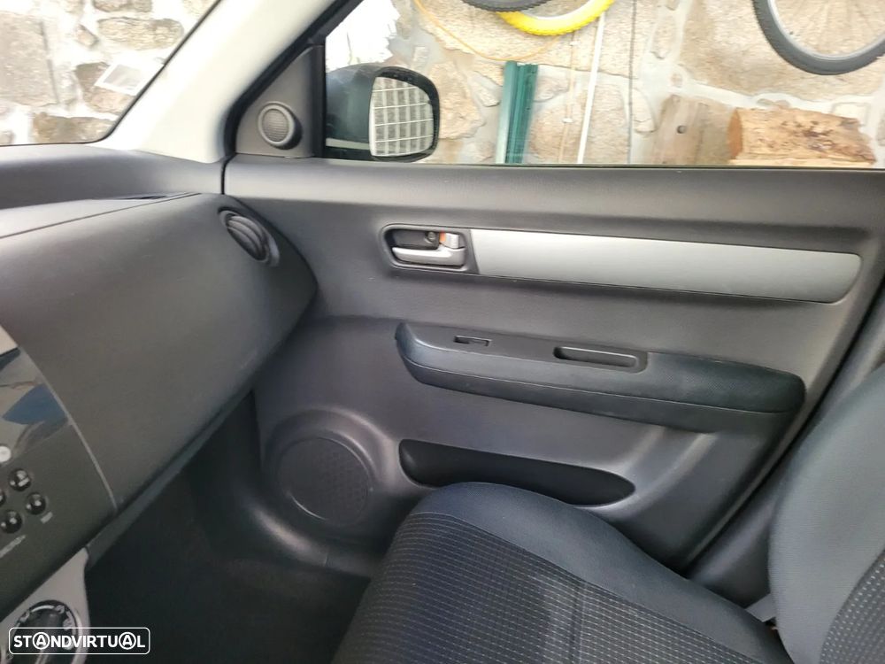 Suzuki Swift 1.3 DDiS GL - 11