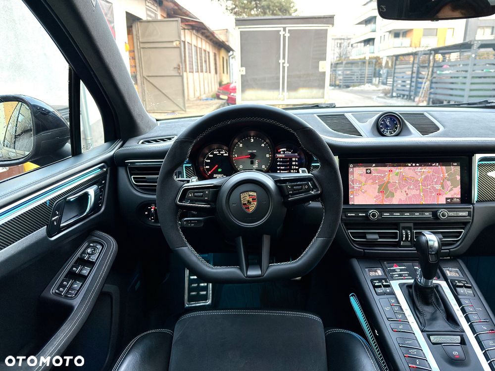 Porsche Macan - 15