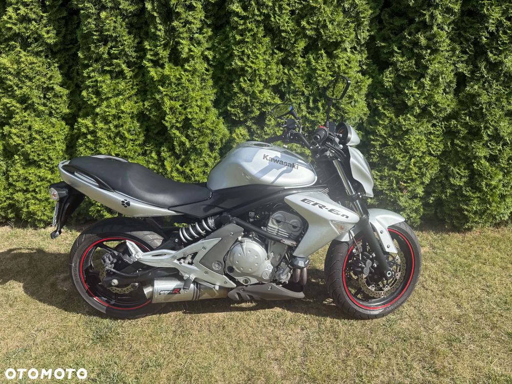 Kawasaki ER - 1