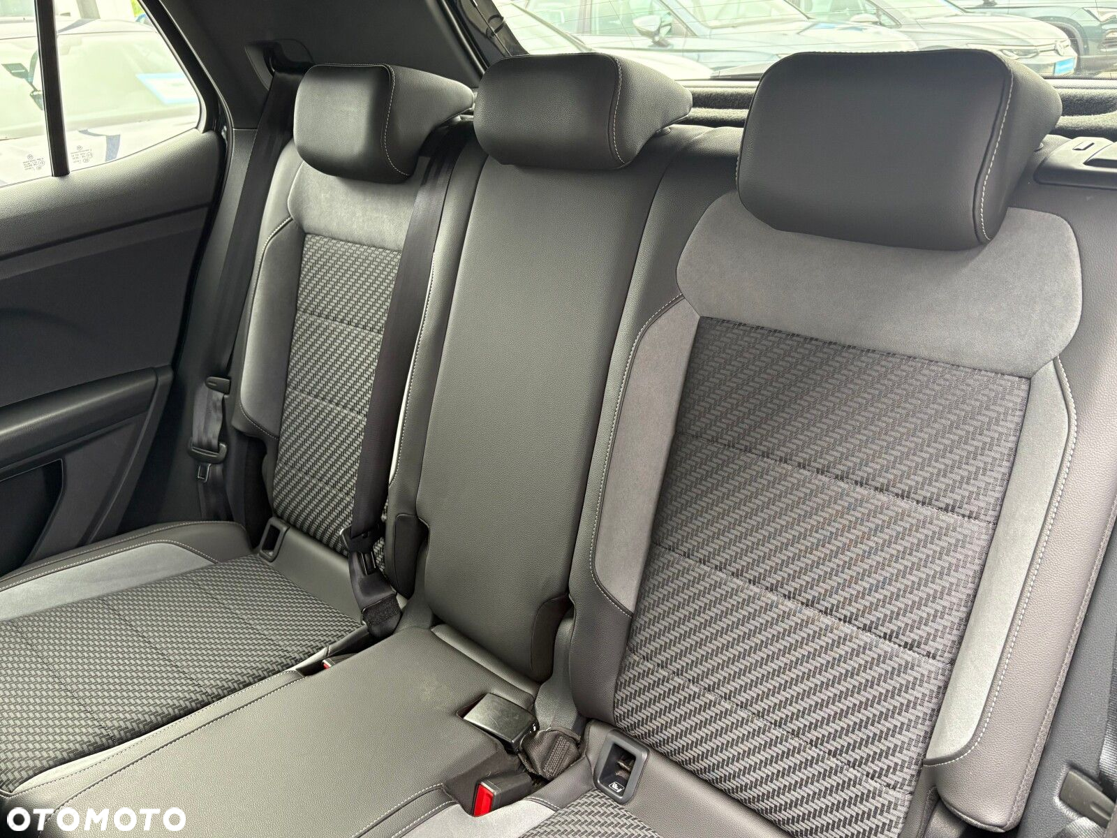 Volkswagen T-Cross - 14