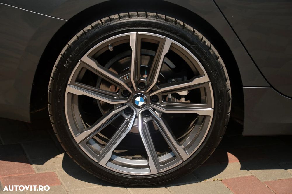 BMW Seria 3 - 23