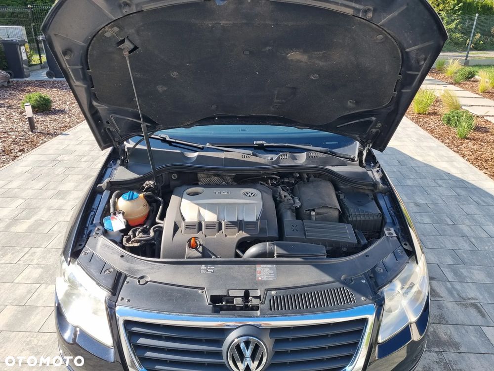 Volkswagen Passat 2.0 TDI DPF Highline - 7