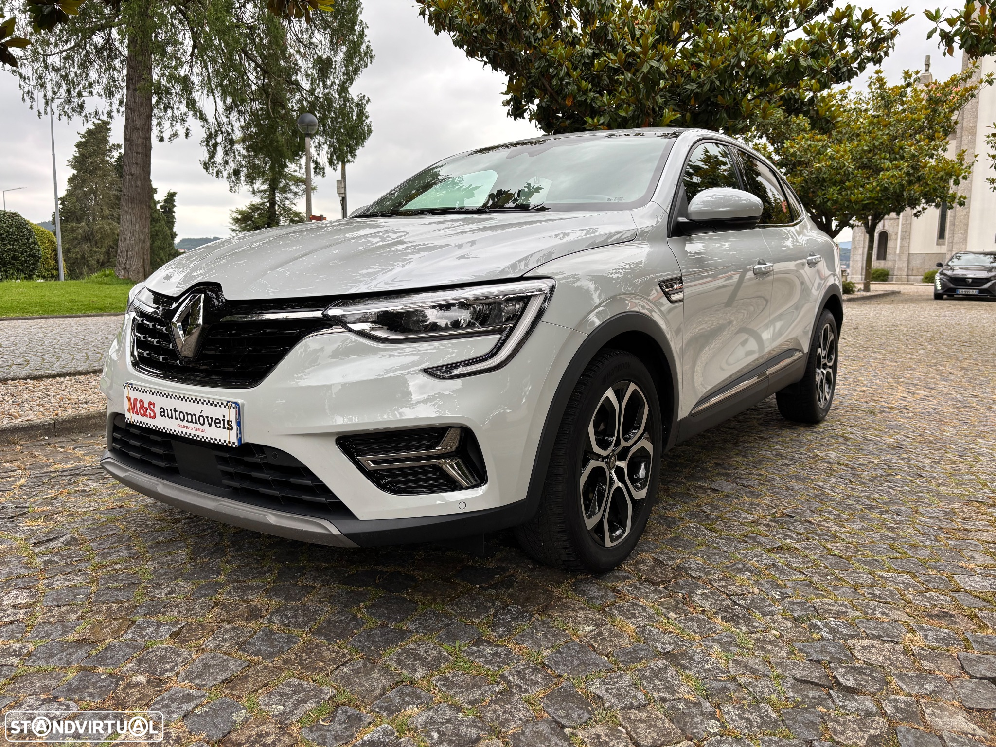 Renault Arkana 1.6 E-Tech Intens - 8