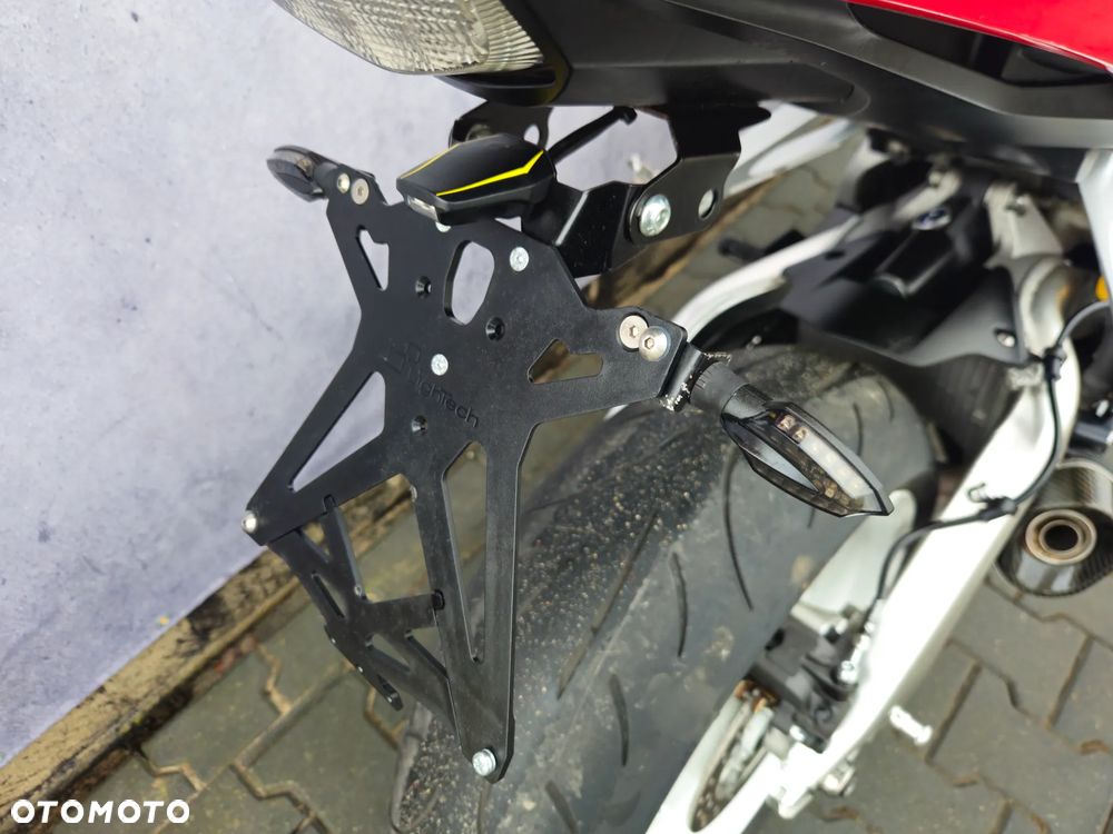 Honda CBR - 17