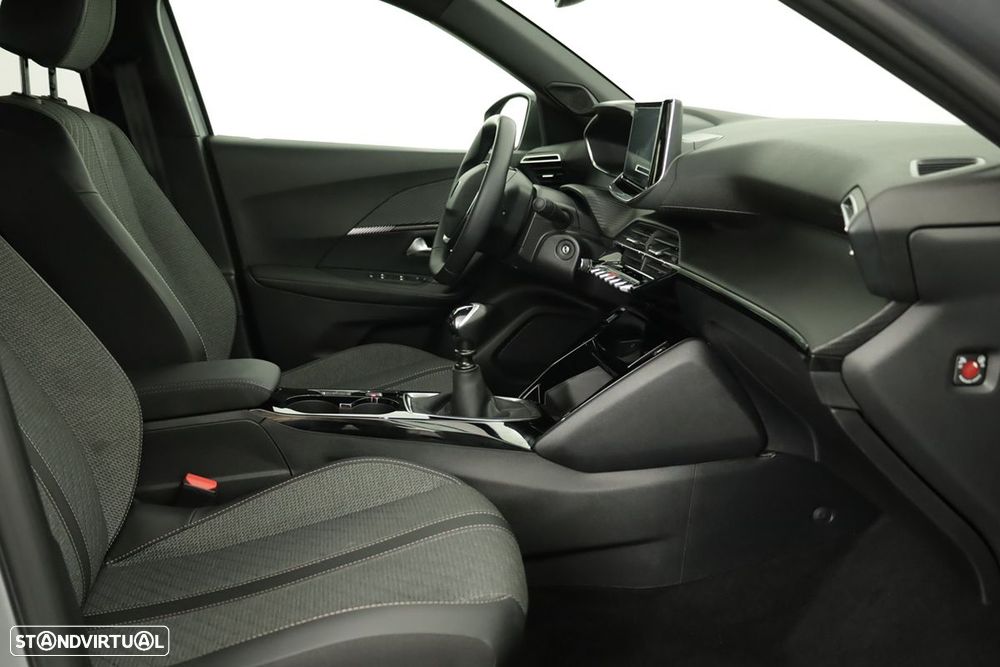 Peugeot 2008 1.2 PureTech Allure - 21