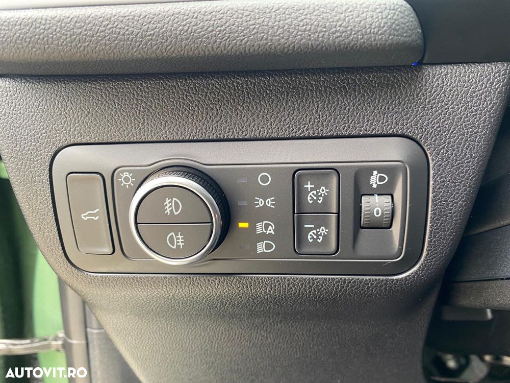 Ford Kuga - 33