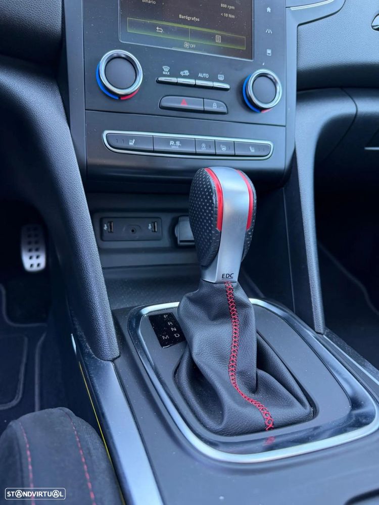 Renault Mégane TCe 300 GPF EDC R.S. TROPHY - 35