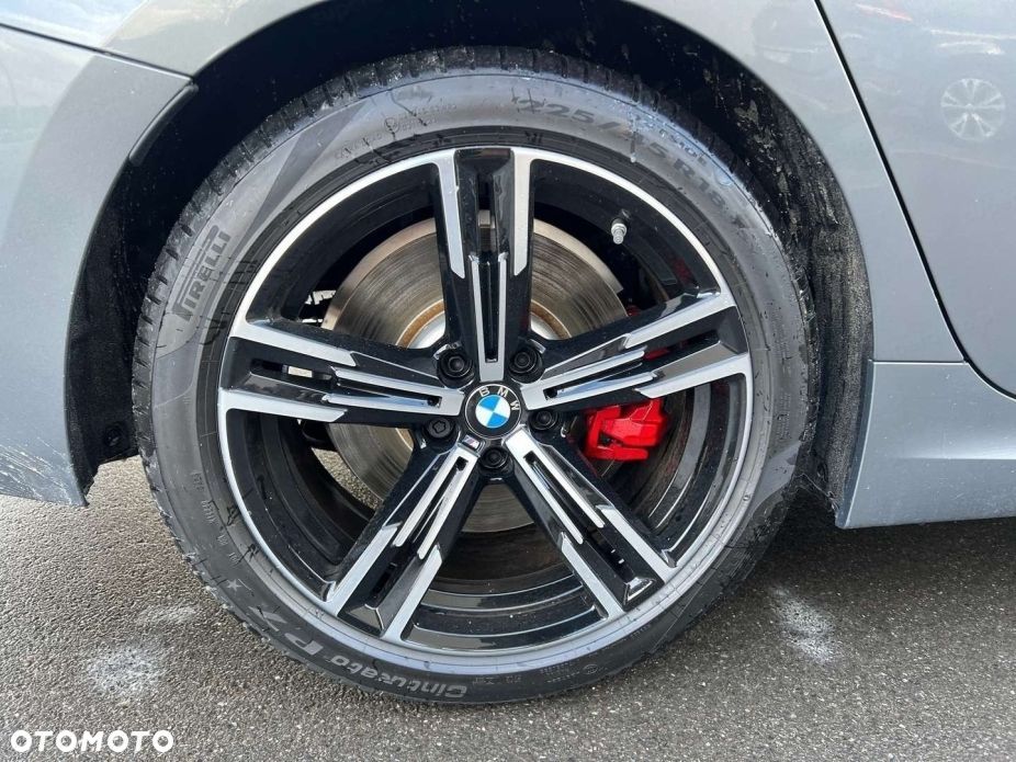 BMW Seria 3 320i xDrive M Sport - 13