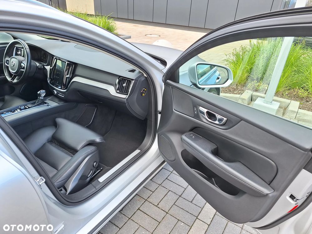 Volvo V60 D4 AWD Inscription - 26