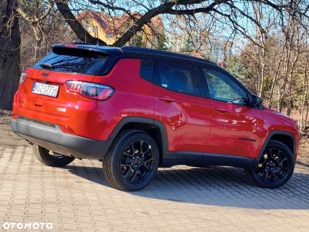 Jeep Compass - 26