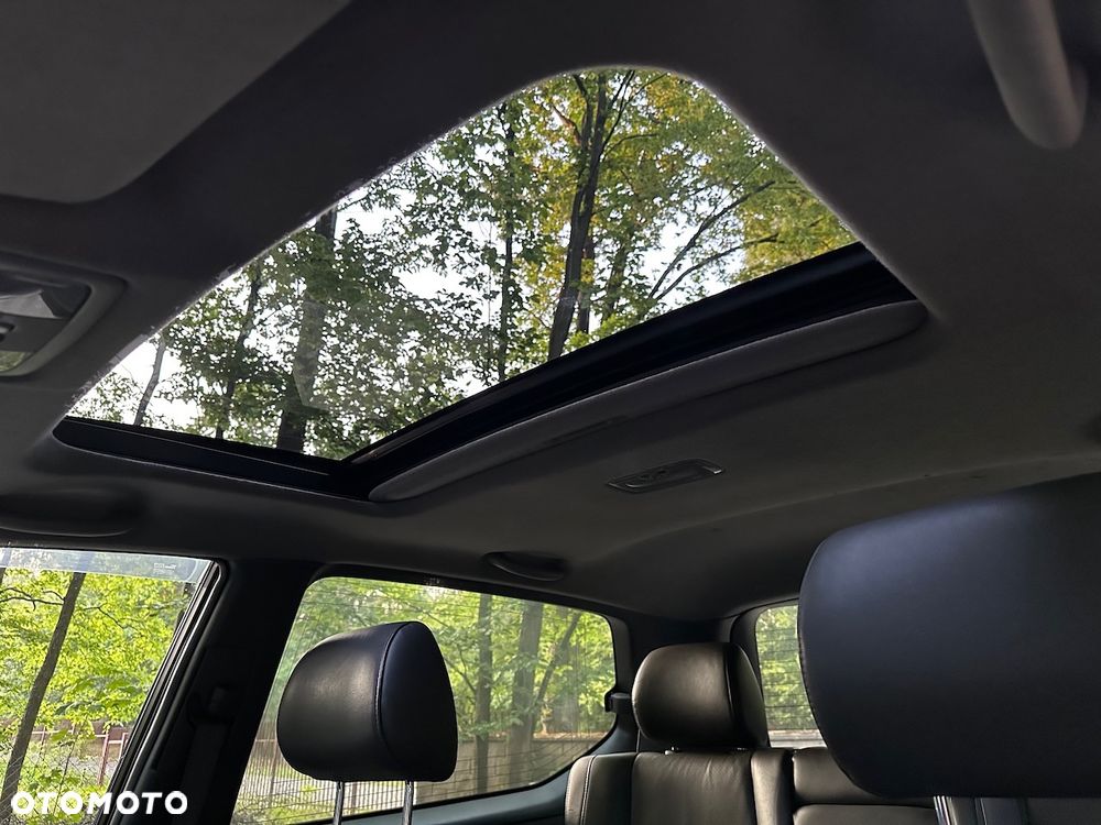 Toyota Land Cruiser - 5