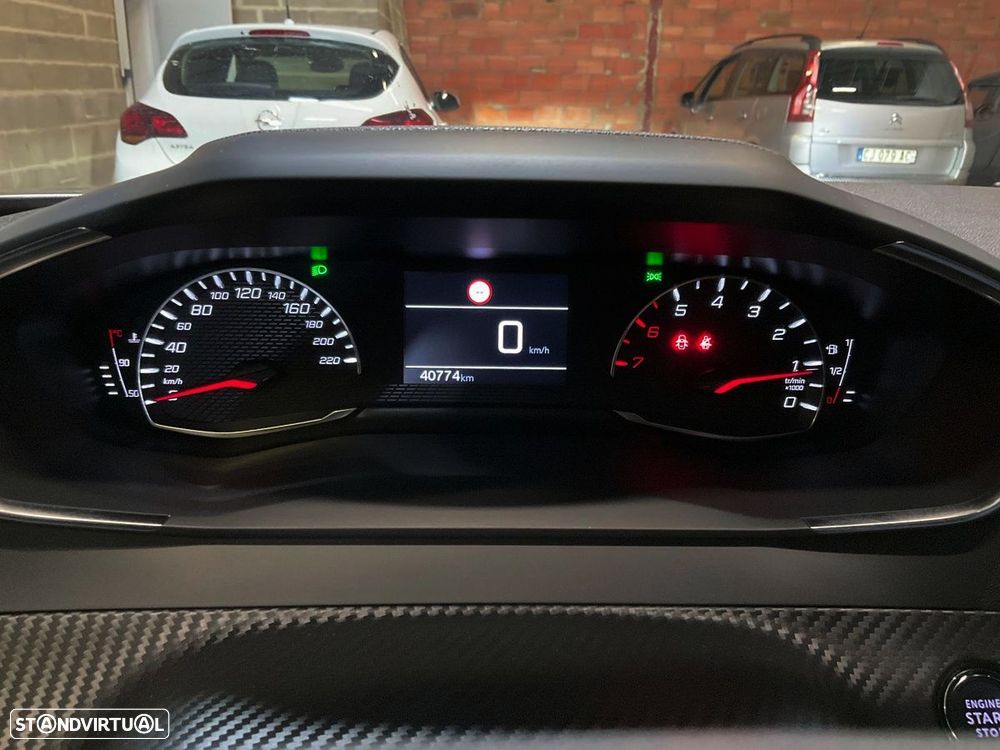 Peugeot 2008 PureTech 130 Allure Pack - 3
