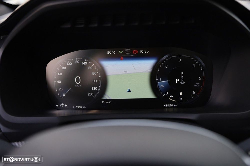 Volvo XC 90 2.0 B5 R-Design AWD - 34