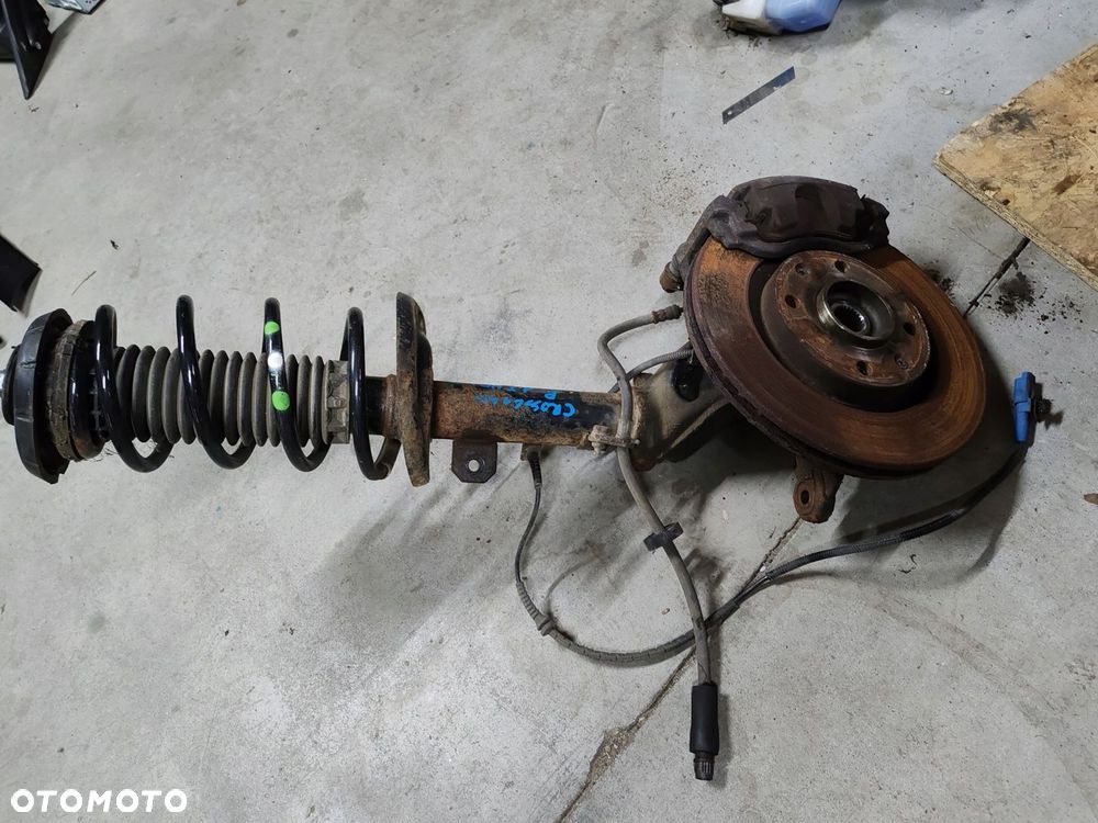 Amortyzator zwrotnica prawa przód przednia 1.5 HDI OPEL CROSSLAND X 17- - 2