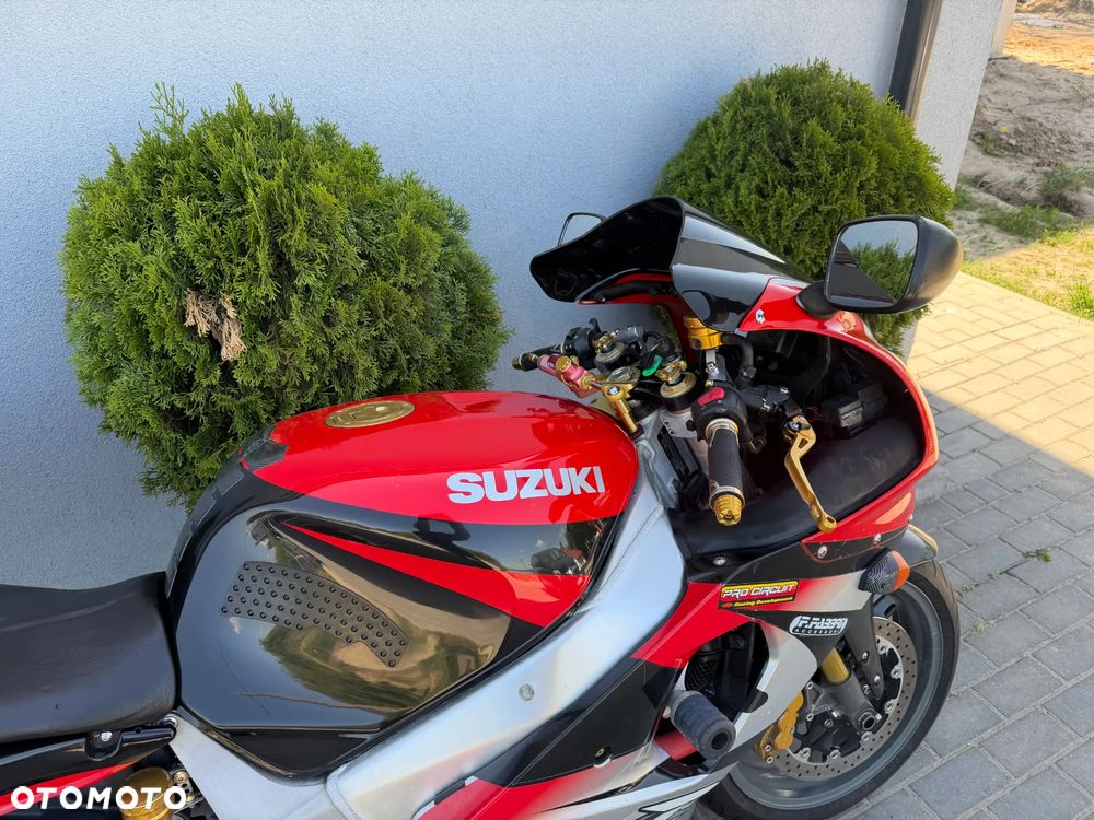 Suzuki GSX-R - 19
