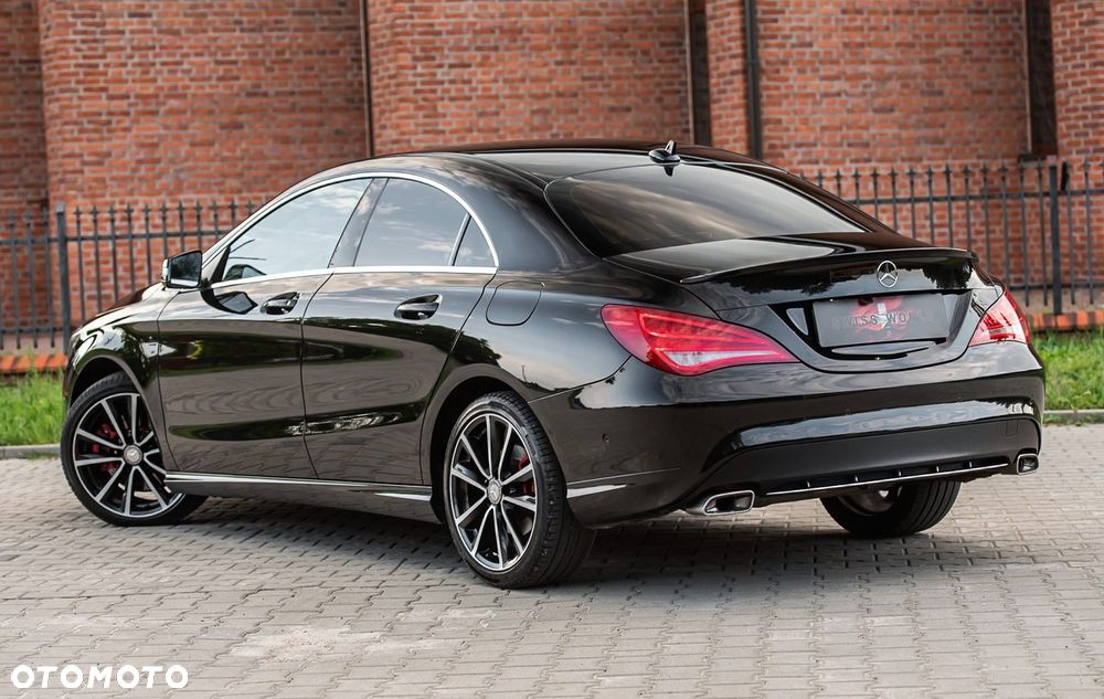 Mercedes-Benz CLA 250 7G-DCT StreetStyle - 9